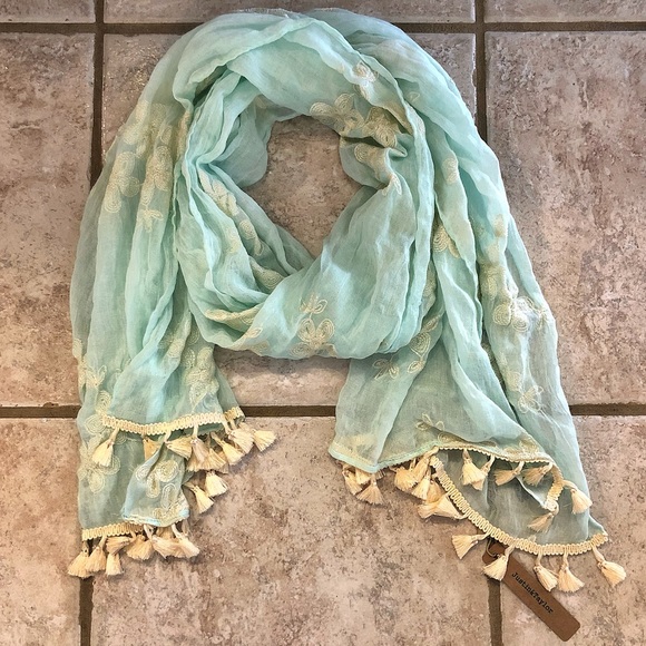 Accessories - Mint Green Scarf